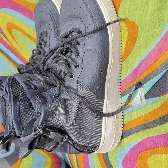 Nike Air Force 1 SF Mid Urban Utility Grey Sneaker SZ 6.5 - Picture 3 of 8